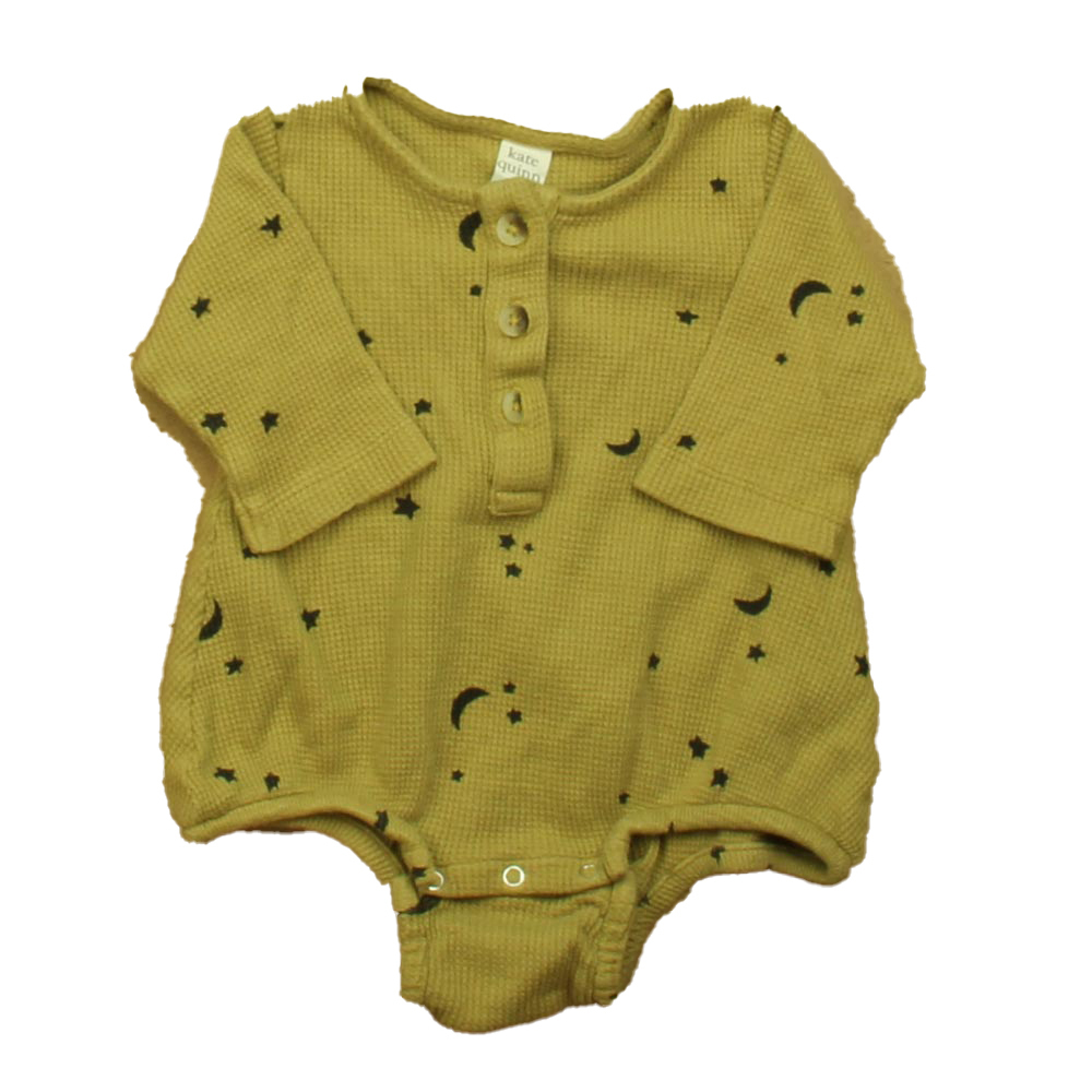 Kate Quinn Organics Boys Tan Stars Onesie size: 3-6 Months